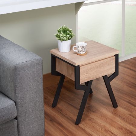 Modern Minimalist Wood Side Table - Into the Japanese simple design, both fashion sense and practicality.